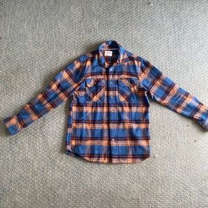 Wrangler flannel- perfect for winter